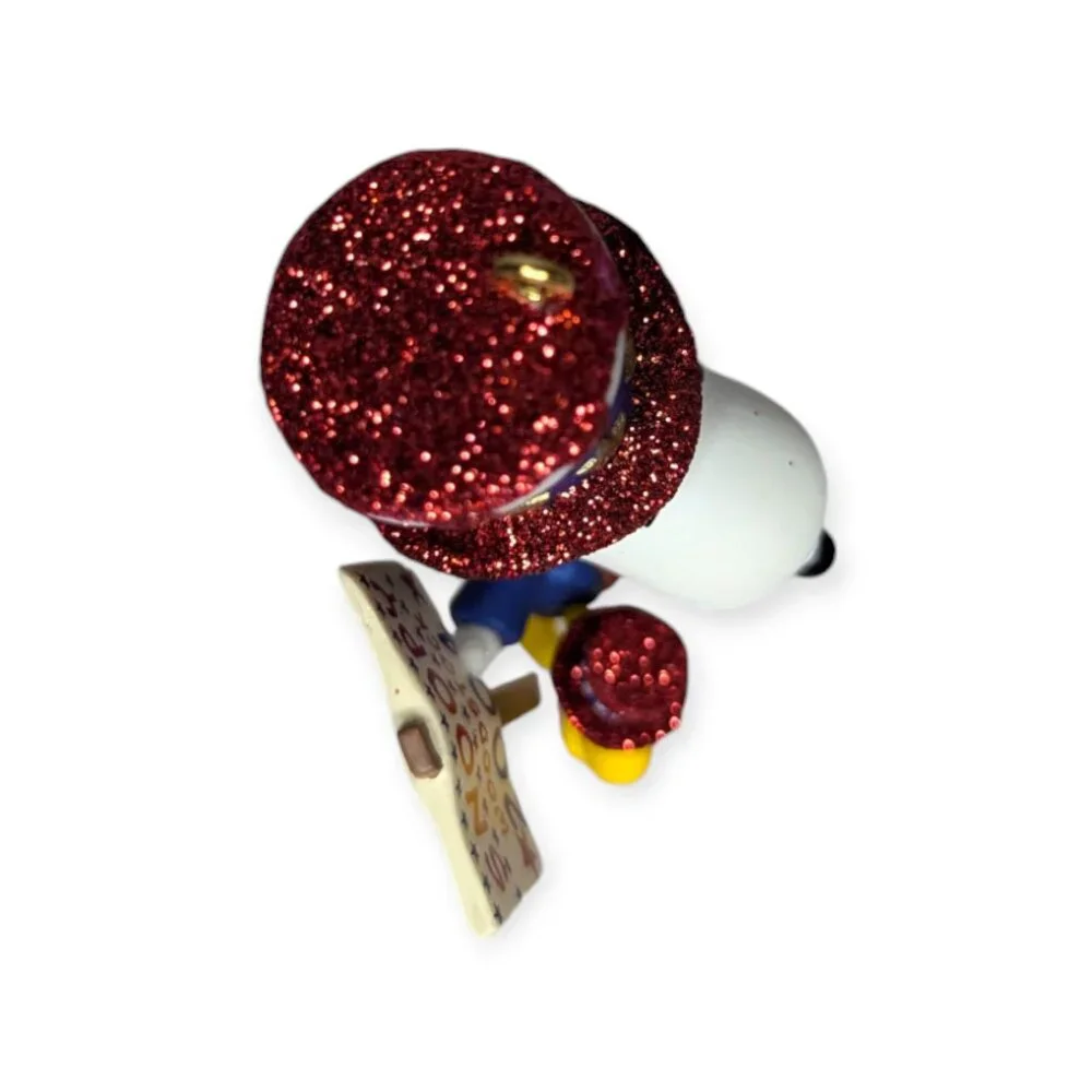 2004 Hallmark Keepsake Ornament Collector's Series Snoopy The Winning Ticket